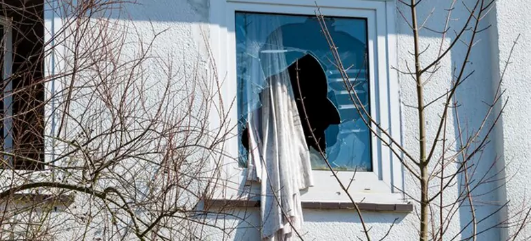 Storm Window Installation Contractors in Bonita Springs, FL